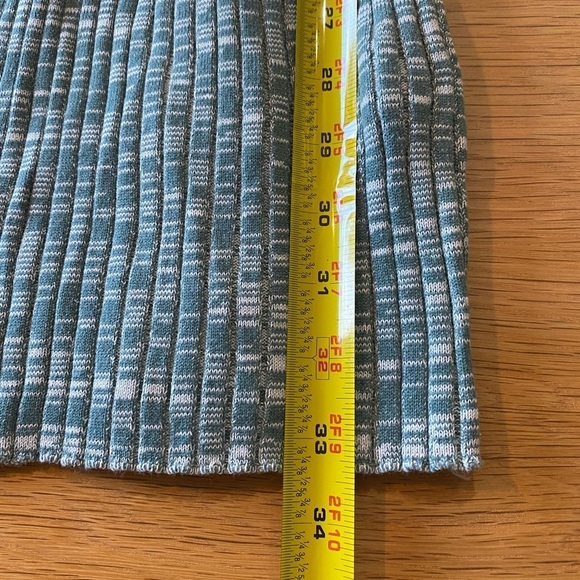 NWT Forever 21 Green and Cream Size L Sleeveless Sweater Dress Ribbed Bodycon - Picture 7 of 8